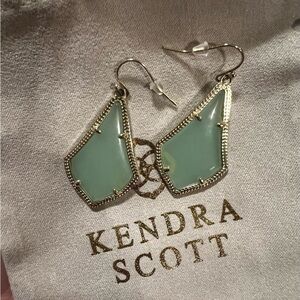 Kendra Scott~Alex Earrings in Chalcedony